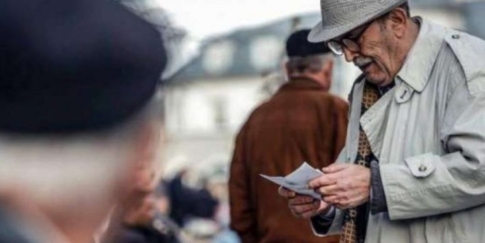 Pensionet Llogaritja e pensioneve Koeficientët e rinj ISSH (Instituti i Sigurimeve Shoqërore) Pagat para 1994 Indeksimi i pagave Baza e vlerësuar Vjetërsi kontributive Pensioni i pleqërisë Formula e pensionit Ish-kooperativat bujqësore