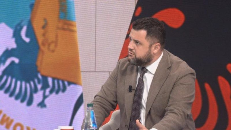 Indrit Sefa Partia Demokratike (PD) Sali Berisha Kodi Zgjedhor Manipulim zgjedhor PS (Partia Socialiste) Reformë territoriale Ilir Alimehmeti Arjan Ndoja Partitë e reja