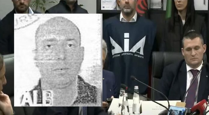 Dosja Ura Elvis Doçi Visi i Pojës Grup i strukturuar kriminal SPAK GJKKO Trafik droge Pastrim parash Italia-Shqipëri Autobusë Adi Çoba Indrit Tafili Ogert Shqevi Erind Lasku Transport parash Arrestime