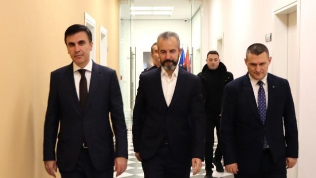 Takim ambasadorë Shqipëri Dumani Çela Celibashi Zgjedhjet në Shqipëri Krimi zgjedhor Integriteti zgjedhor Bashkëpunim ndërkombëtar ODIHR Ambasada Francës Tiranë