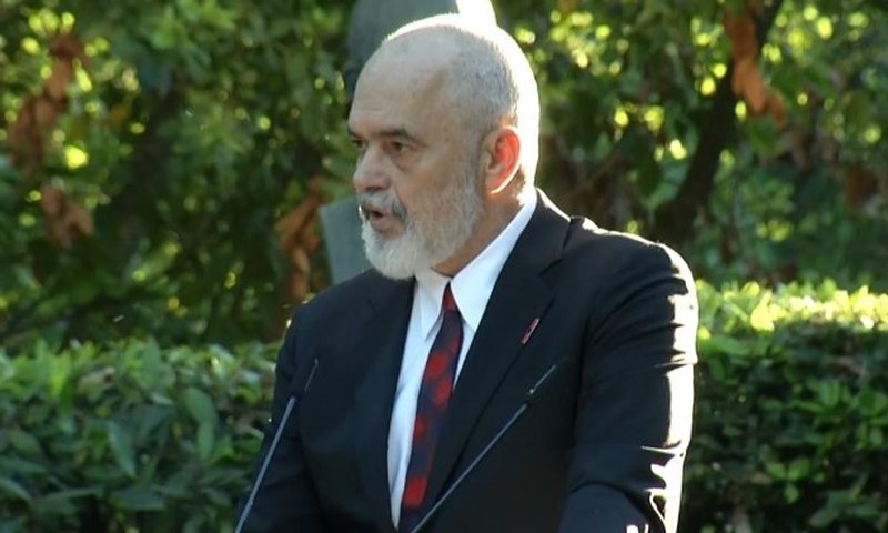 Edi Rama Partia Socialiste (PS) Ndryshime në qeveri Vetëkorrigjim Mandati i katërt Grupi Parlamentar Udhëheqja e partisë Anëtarësim në BE Politikë shqiptare Reflektim