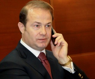 Gjin Gjoni Policia e Lezhës Hetim Shpifje Partia Socialiste (PS) Blerje votash Fushata zgjedhore Kandidat për deputet Partia Demokratike Facebook Intimidim zgjedhësish Prokuroria