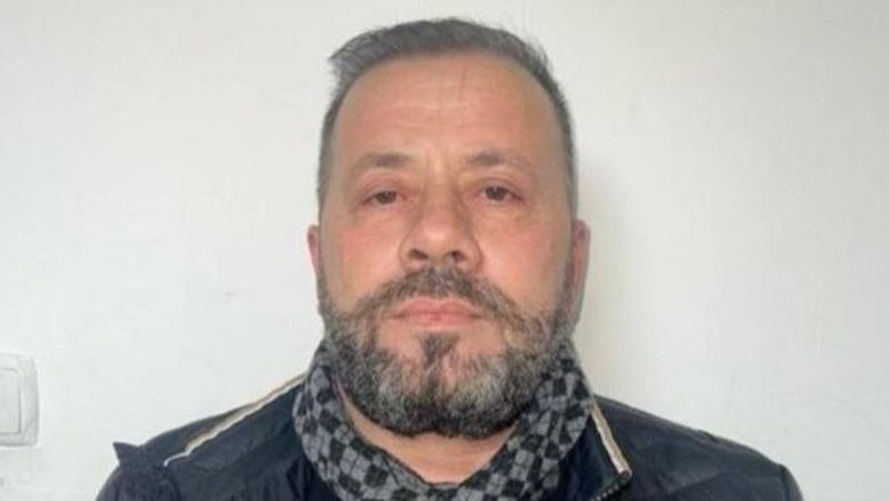 SPAK (Prokuroria e Posaçme Kundër Korrupsionit dhe Krimit të Organizuar) Operacioni "Flakë në Det" (Operation "Flame at Sea") Gëzim Çela (Baroni) Trafikim narkotikësh (Drug trafficking) Grup i strukturuar kriminal (Structured criminal group) Pretenca (Prosecution's demand for sentencing) Burgim (Imprisonment) Patok Velierë (Sailboat - Vilua) Ujëra ndërkombëtare (International waters)