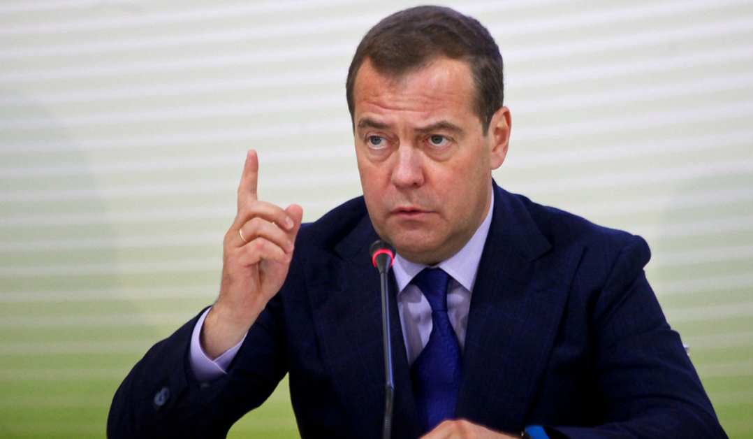 Rusi Ukrainë Sulme me dronë Dmitry Medvedev Hakmarrje Pushtim rus i Ukrainës Lufta në Ukrainë Negociata paqeje Vladimir Putin