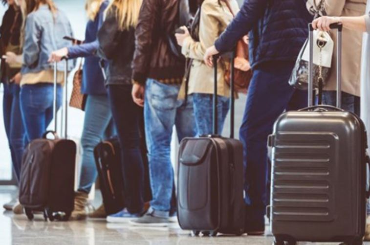 Braktisja e vendit Emigracioni i të rinjve Plakja e popullsisë Plani Kombëtar i Veprimit 2025-2030 Mosha e tretë UNFPA Censi 2023 Politikë sociale Demografia Shqipëri