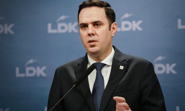 Lumir Abdixhiku Lidhja Demokratike e Kosovës (LDK) SPAK Kosovë Korrupsion Krim i Organizuar Drejtësi Shqipëri Familjarët e pushtetarëve Subvencione Grante Reformë në Drejtësi