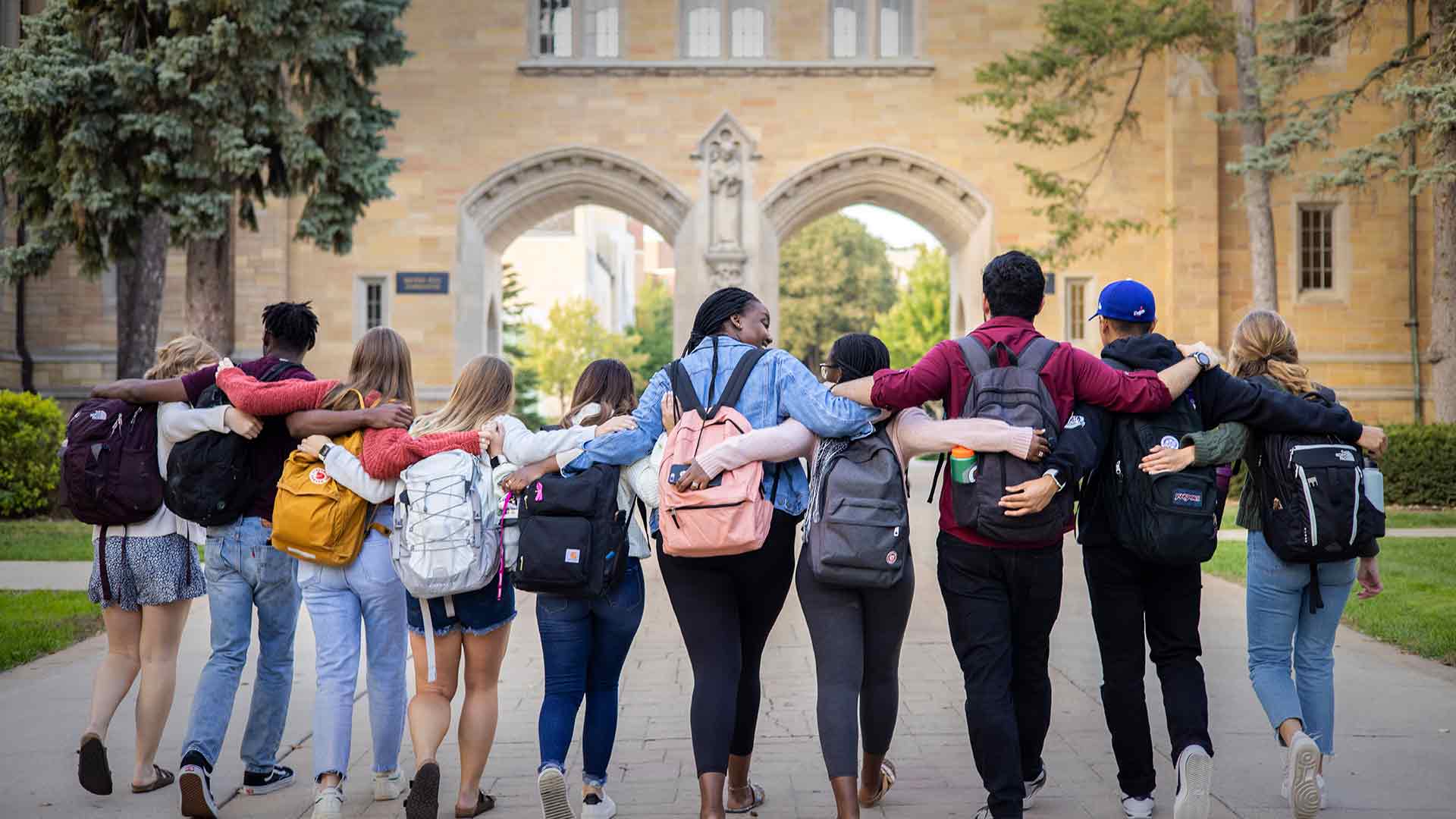 SHBA, Viza studentore, Departamenti i Shtetit, Rrjete sociale, Kontroll vize, Studentë ndërkombëtarë, Siguri kombëtare, Antisemitizëm, Universiteti i Harvardit, Viza F, Viza M, Viza J, Aplikantë.